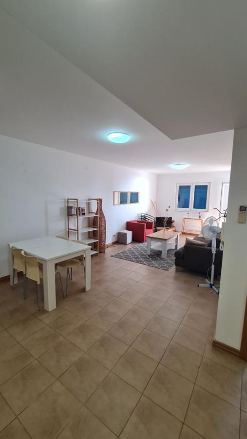 Irish Apartment Complex Μπούντβα Εξωτερικό φωτογραφία