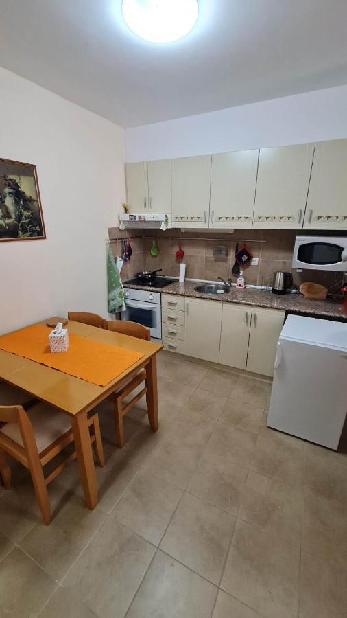 Irish Apartment Complex Μπούντβα Εξωτερικό φωτογραφία