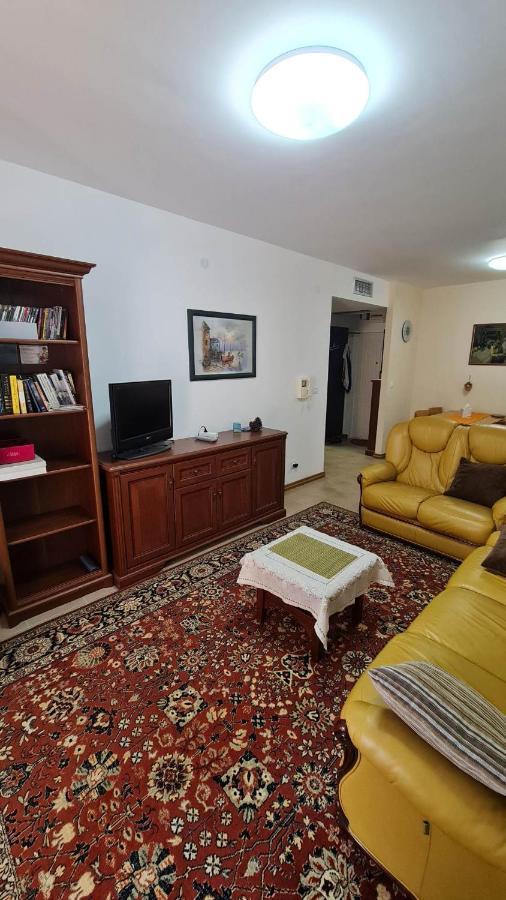 Irish Apartment Complex Μπούντβα Εξωτερικό φωτογραφία