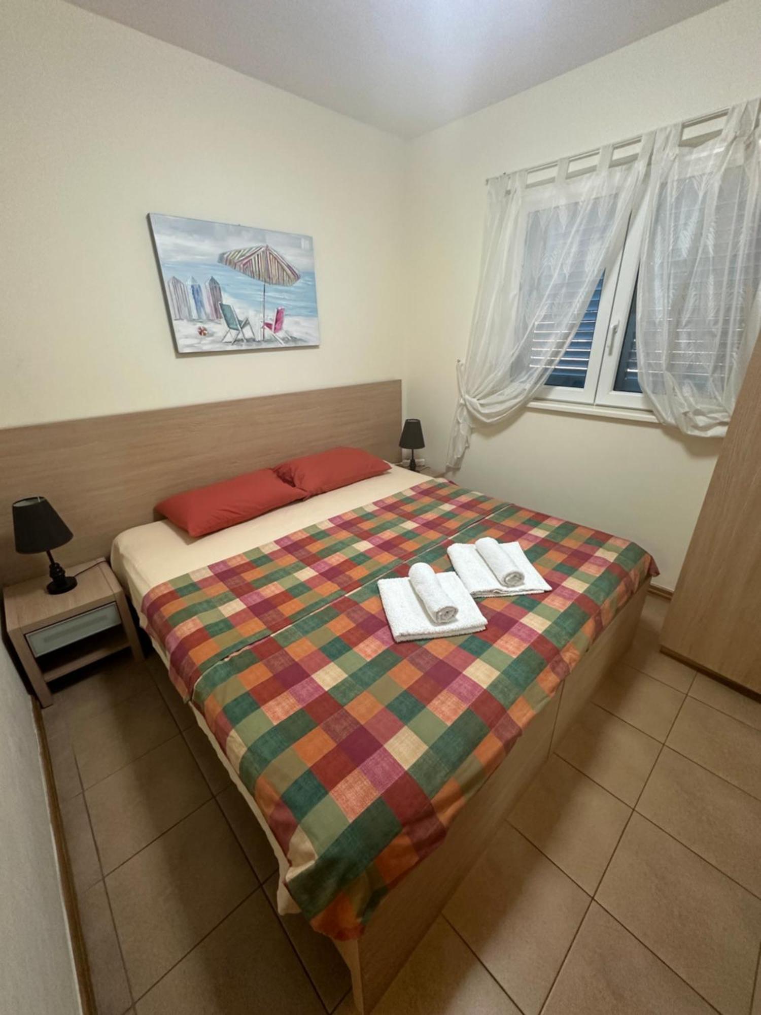Irish Apartment Complex Μπούντβα Εξωτερικό φωτογραφία