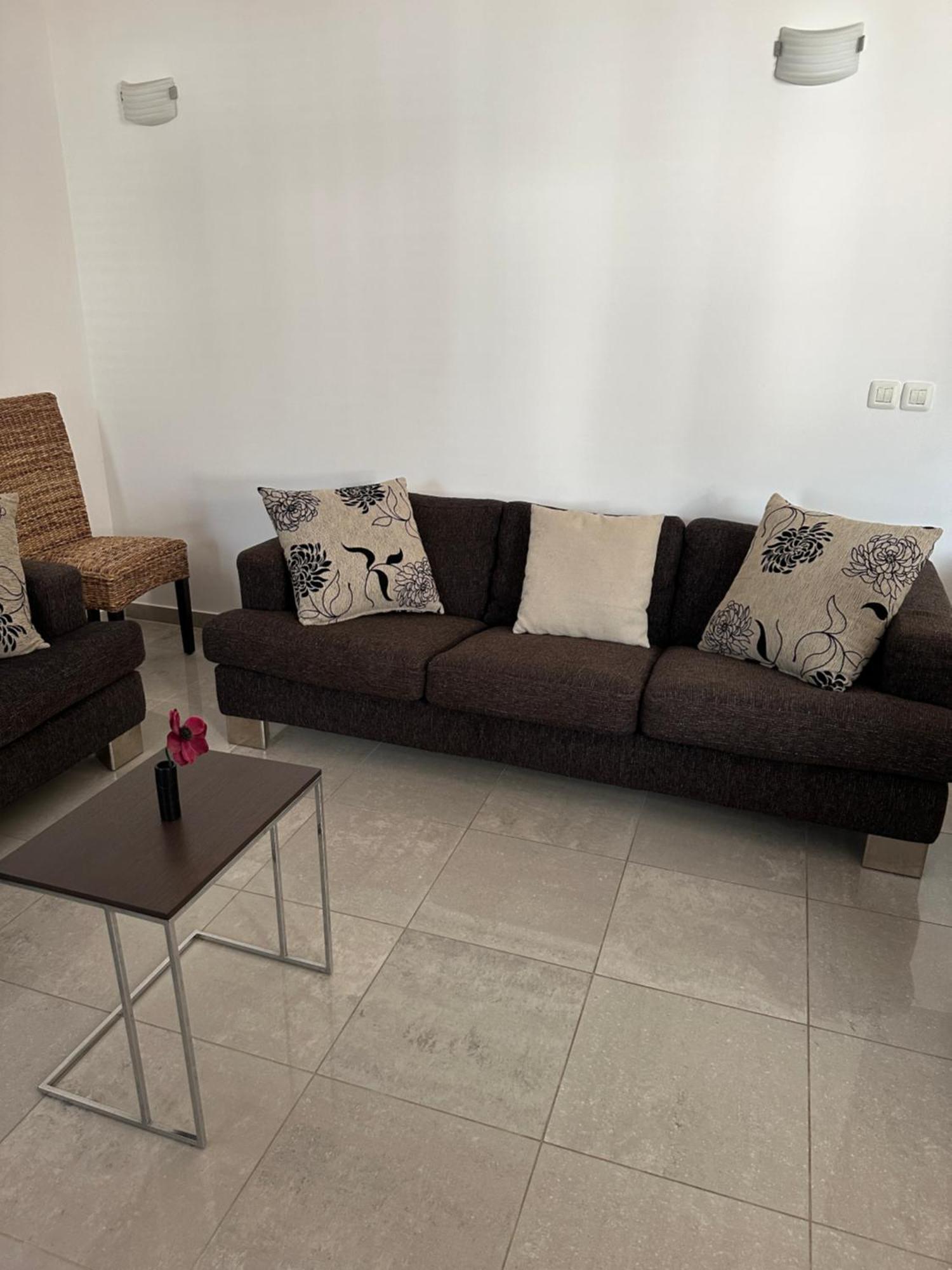 Irish Apartment Complex Μπούντβα Εξωτερικό φωτογραφία