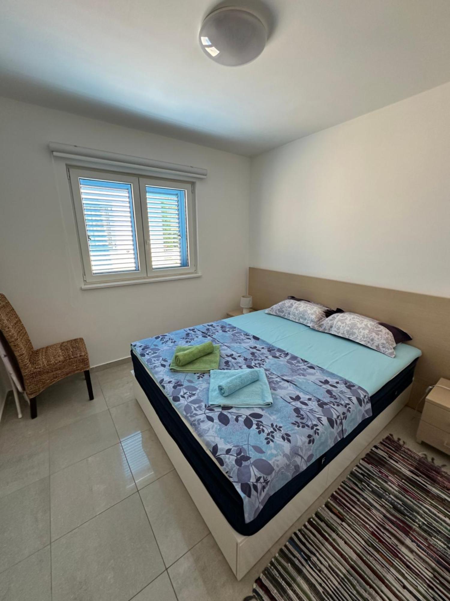 Irish Apartment Complex Μπούντβα Εξωτερικό φωτογραφία